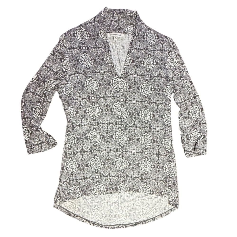 Rose Olive Womens Medium Gray White Print 3/4 Sleeve Tunic Top